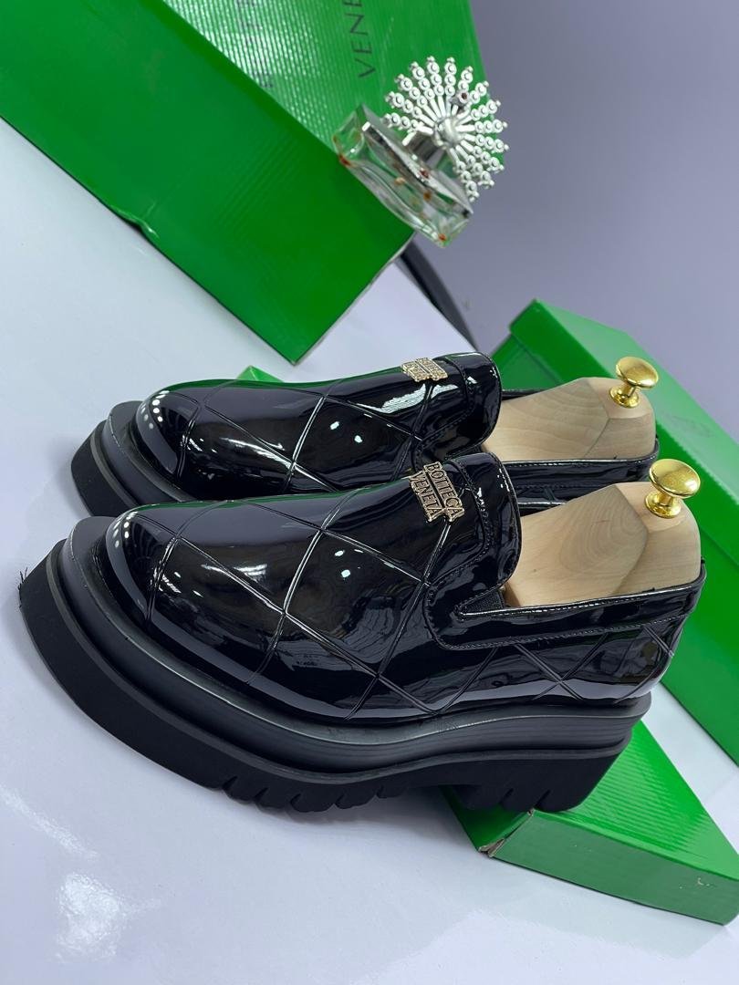 Bottega-Veneta-Glossy-Black-Quilted-Loafers.jpg Bottega Veneta Glossy Black Quilted Loafers - Image 1