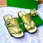 Green Ostrich-Pattern Leather Toe-Post Sandals
