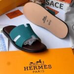 Hermès Izmir Green Leather Sandals