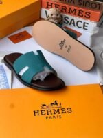 Hermès Izmir Green Leather Sandals