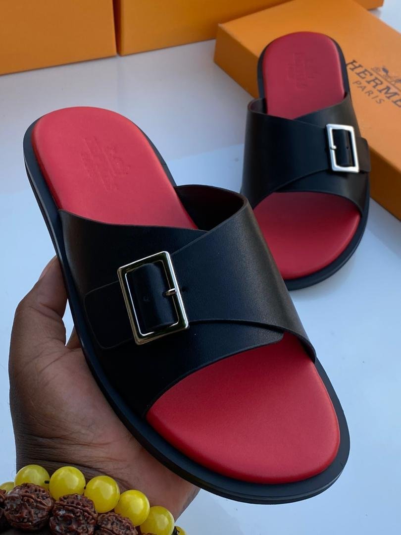 Hermes-Paris-Black-Leather-Mens-Sandal.jpg Hermès Paris Black Leather Men’s Sandal - Image 1