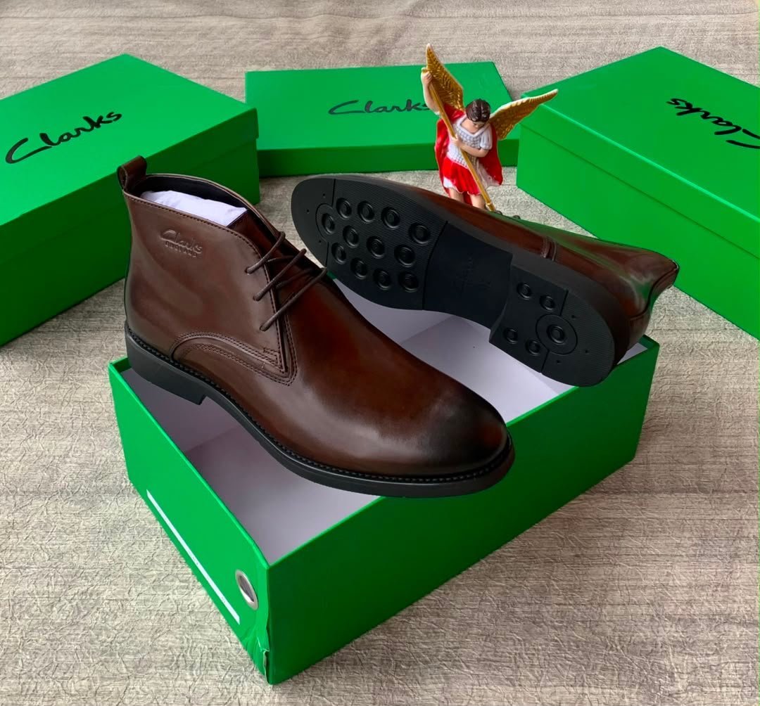 Mens-Brown-Leather-Lace-Up-Boots.jpg Men’s Brown Leather Lace-Up Boots - Image 1