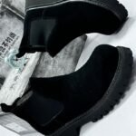 SIMANLAN Black Suede Chelsea Boots